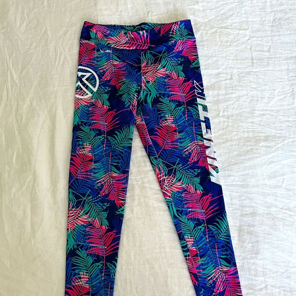Colorful Kinetik Leggings, size Small